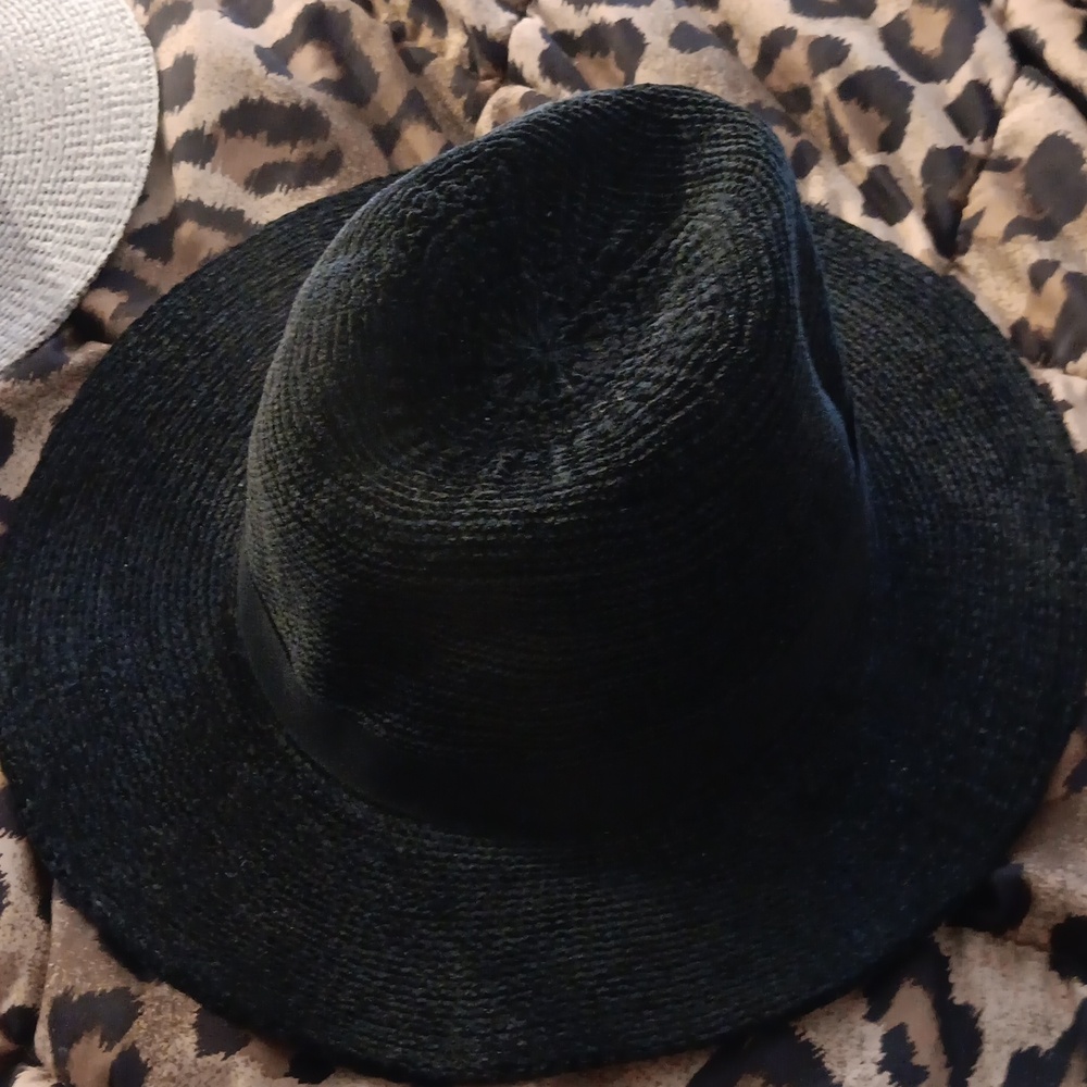 Hat - Picture 7 of 7